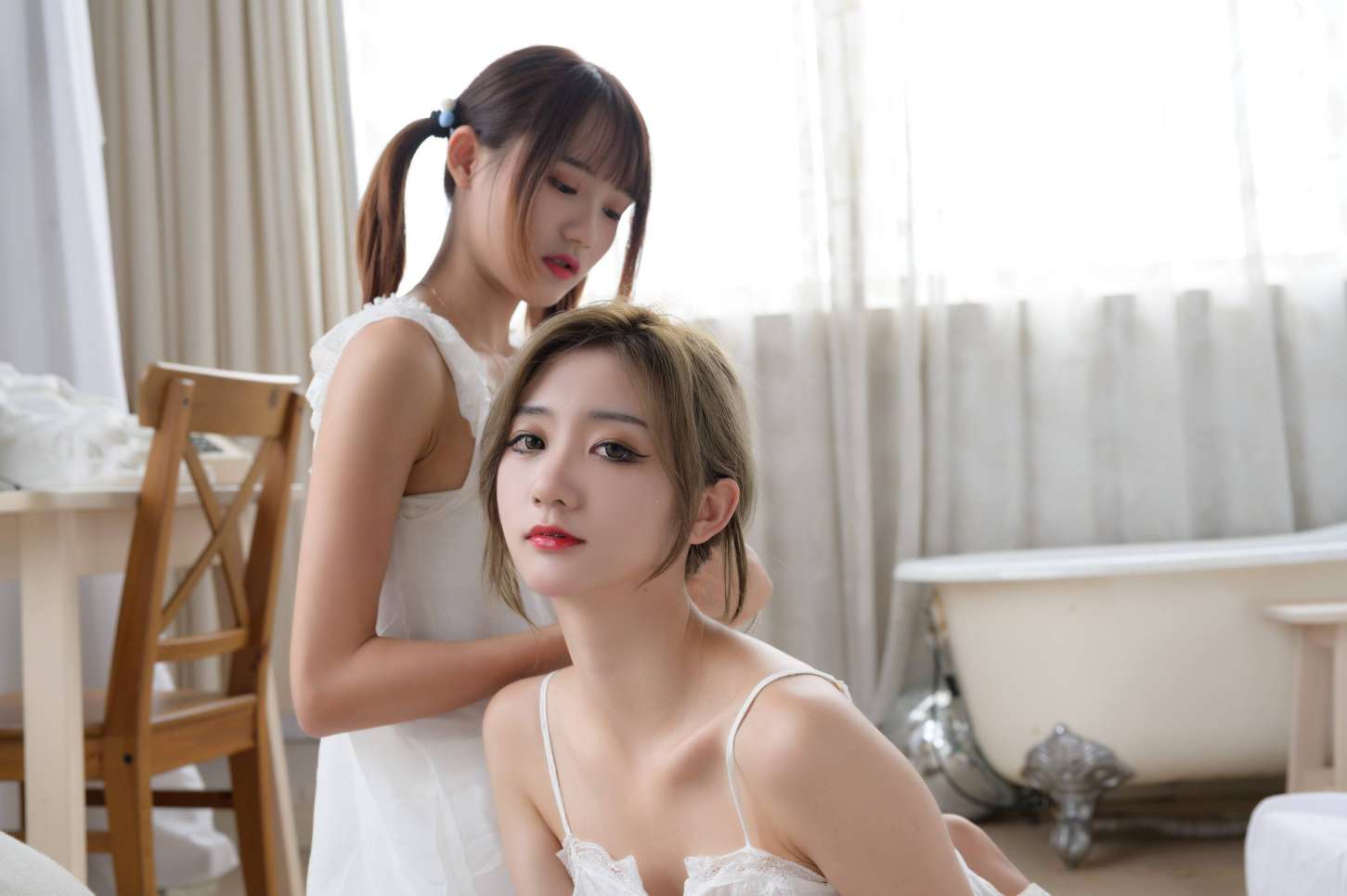 图片[4]-【免费】弹尤克里里的双马尾齐刘海女孩【35P】20024-虎哥图库