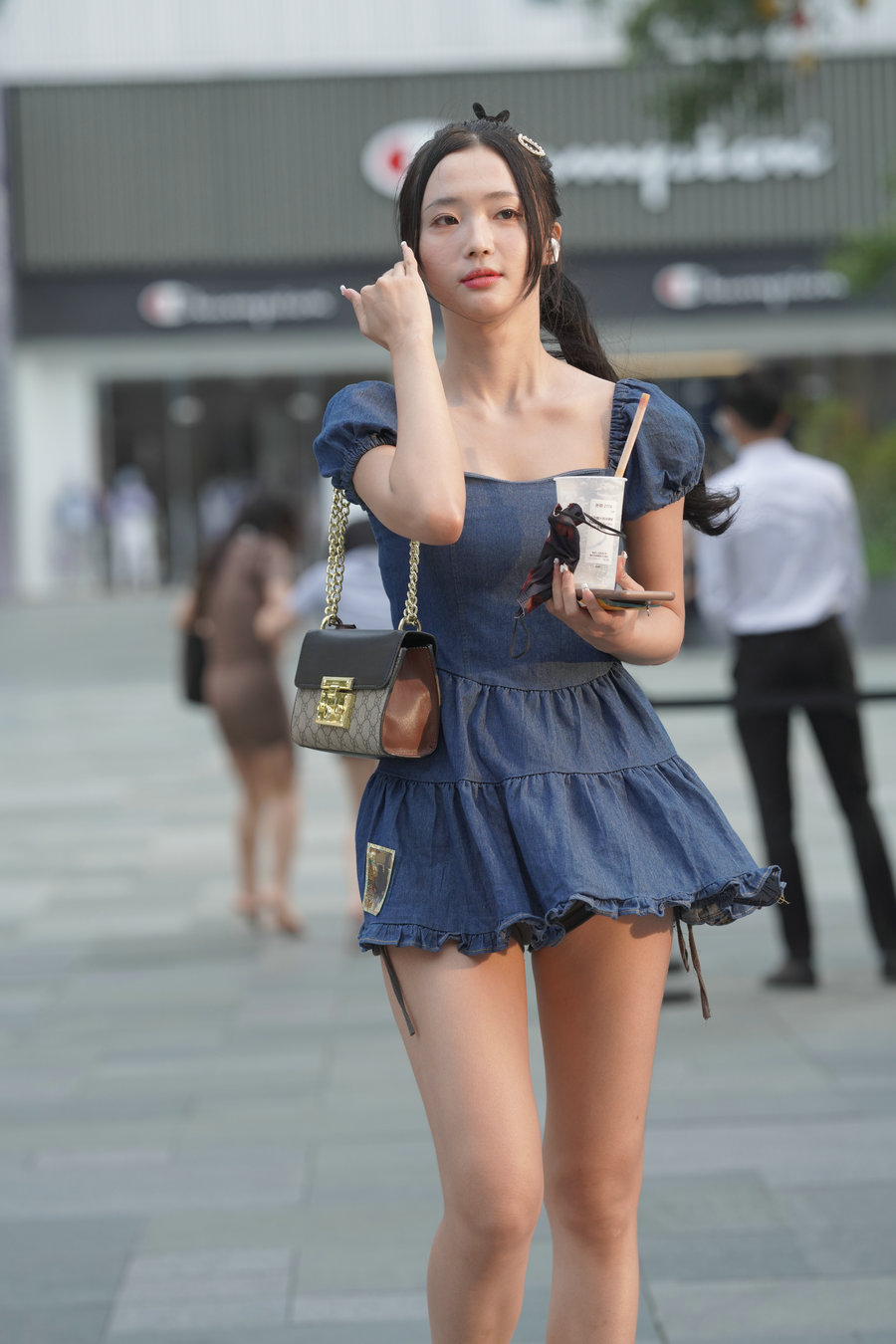 J3654 240P-2.74GB-虎哥图库