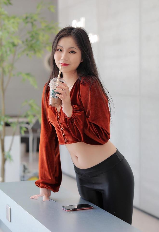 图片[3]-非常甜美的皮裤女孩 J1236 322P11V-16.4GB-虎哥图库