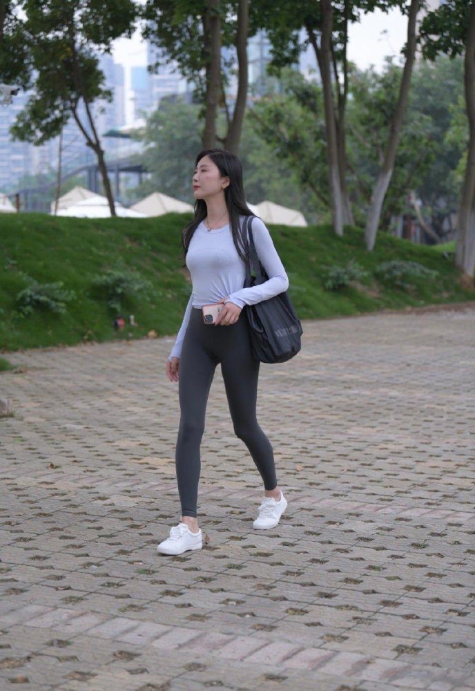 图片[2]-荡秋千的瑜伽裤女孩J2135 588P1V-20.8GB-虎哥图库