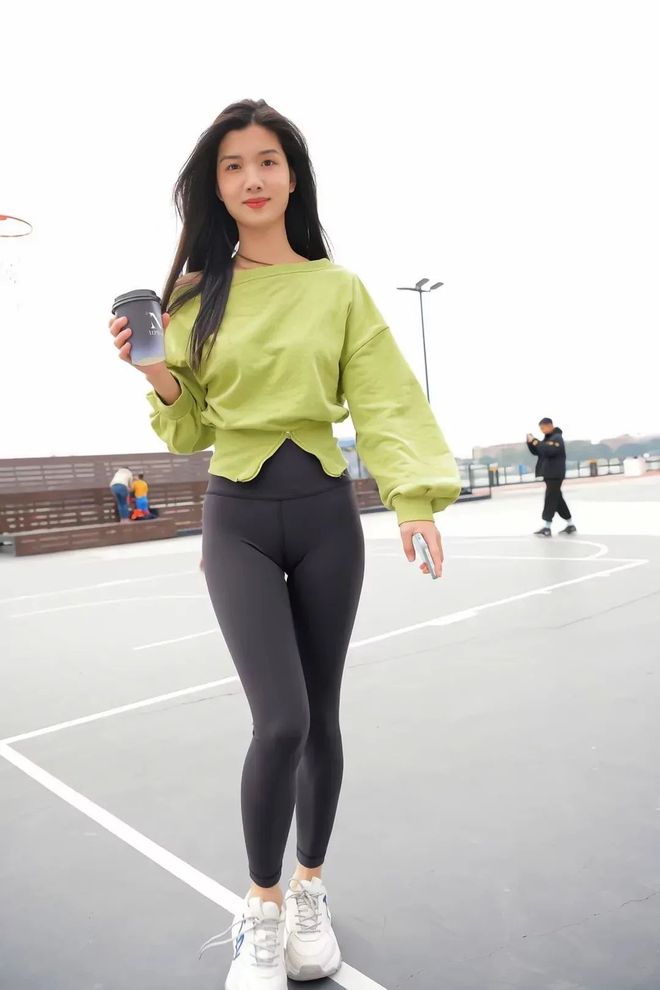 绿色瑜伽裤女孩很开心 J1519 1094P1V-27.6GB-虎哥图库