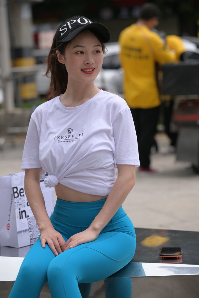 图片[2]-蓝色瑜伽裤阳光女孩J2095 611P1V-21.8GB-虎哥图库