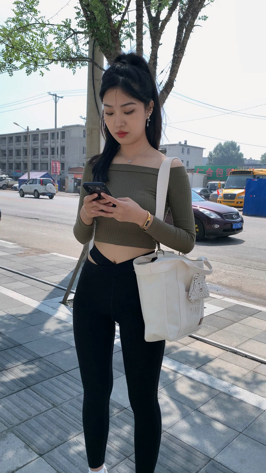 刚刚健身结束的高马尾瑜伽裤女孩J4111 MP4-8.97GB-虎哥图库