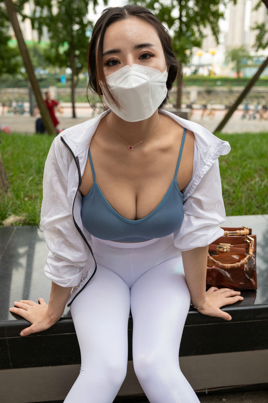 白色瑜伽裤女孩很漂亮 J1518 856P4V-30.0GB-虎哥图库