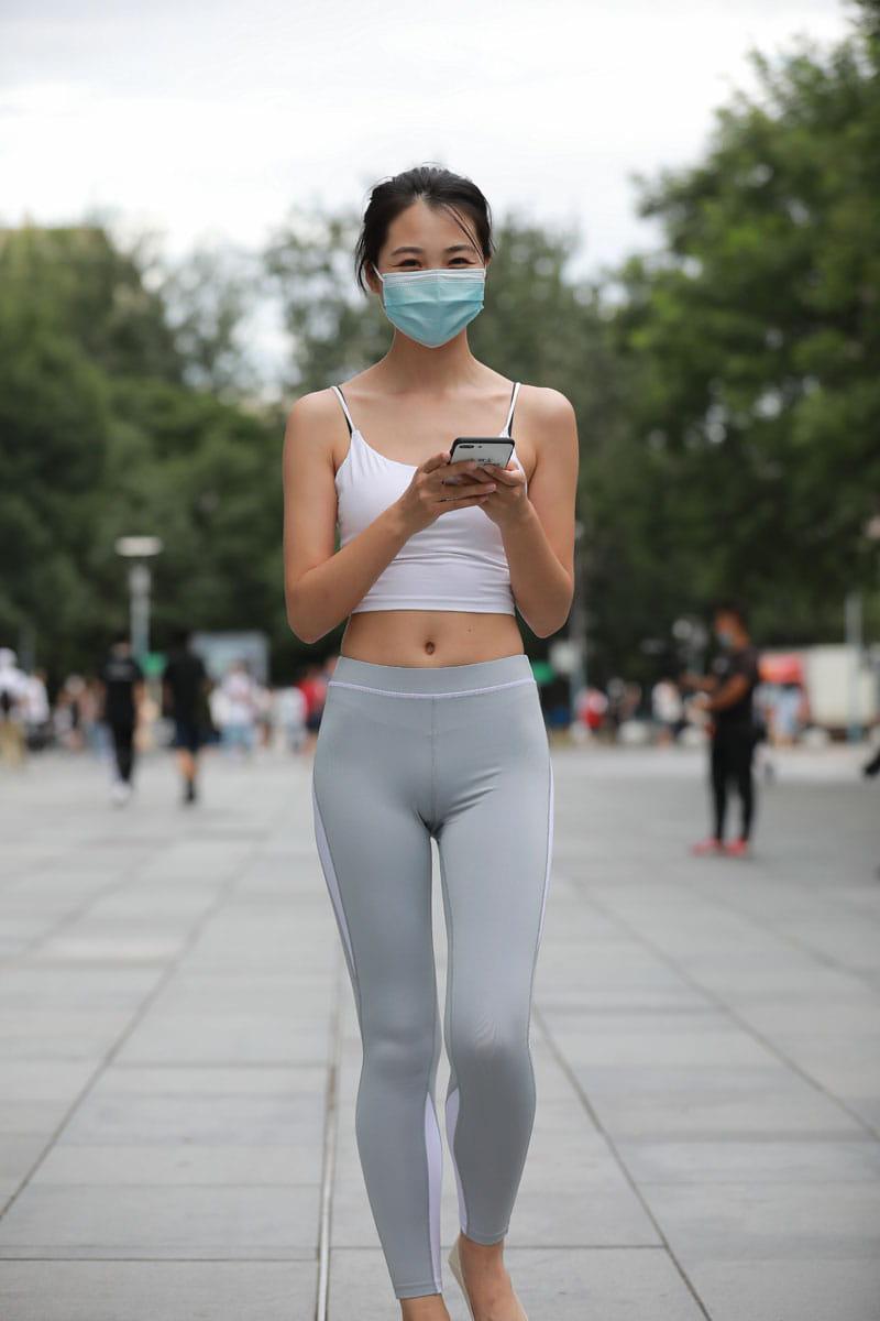 图片[4]-灰色瑜伽裤姑娘笑容超甜 J5074 180P2V-2.15GB-虎哥图库
