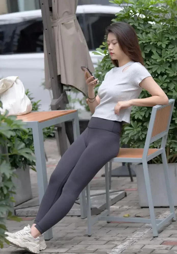 图片[4]-黑色瑜伽裤靓丽女孩J2200 905P1V-30.5GB-虎哥图库
