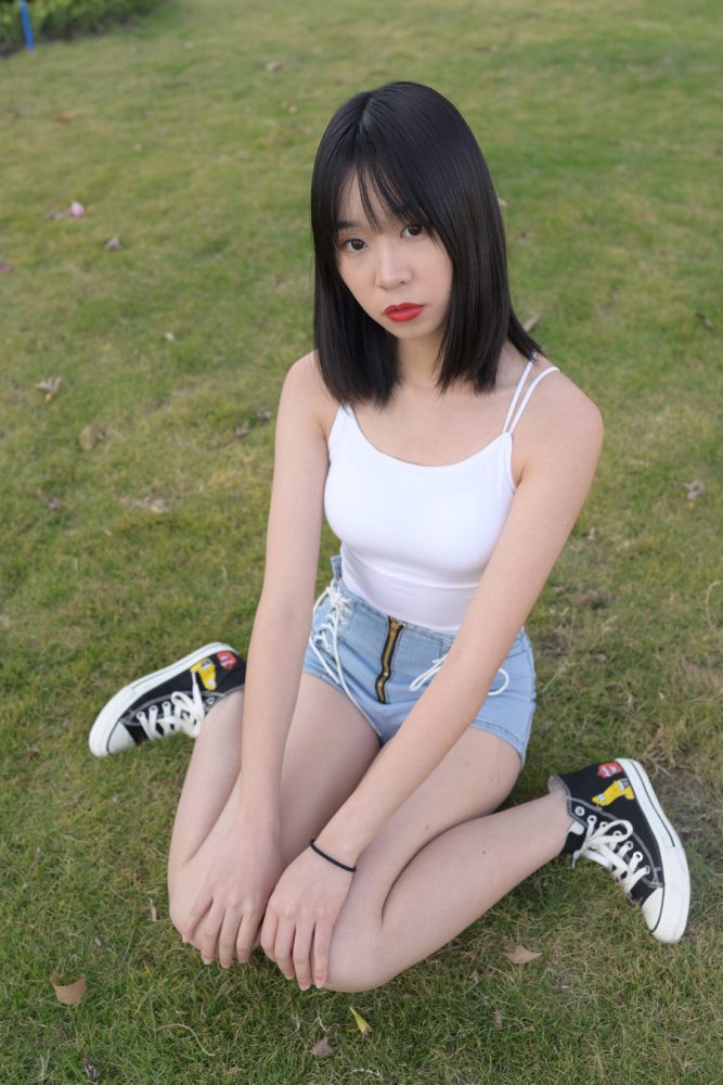 J0902 486P18V-15.3GB-虎哥图库