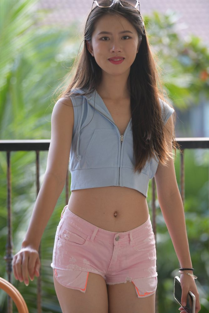 J2799 637P1V-22.9GB-虎哥图库