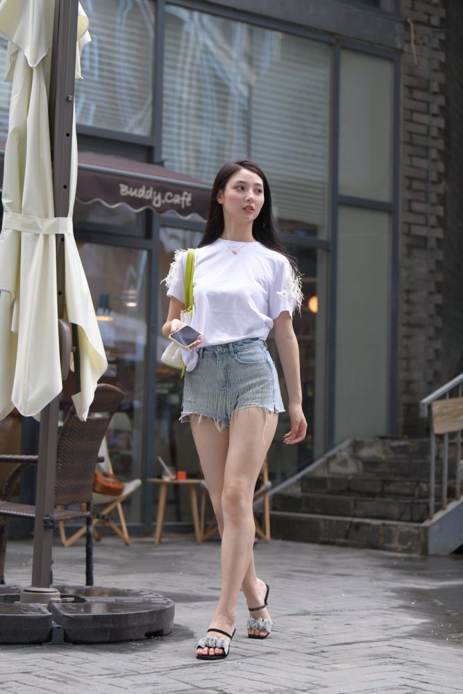 J2171 373P1V-19.7GB-虎哥图库