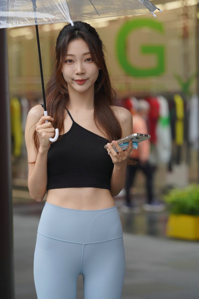 大眼睛瑜伽裤女孩J2903 988P8V-37.6GB-虎哥图库