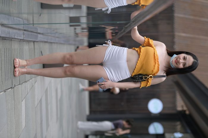 高腰白色短裤的漂亮女孩【767P】00065-虎哥图库