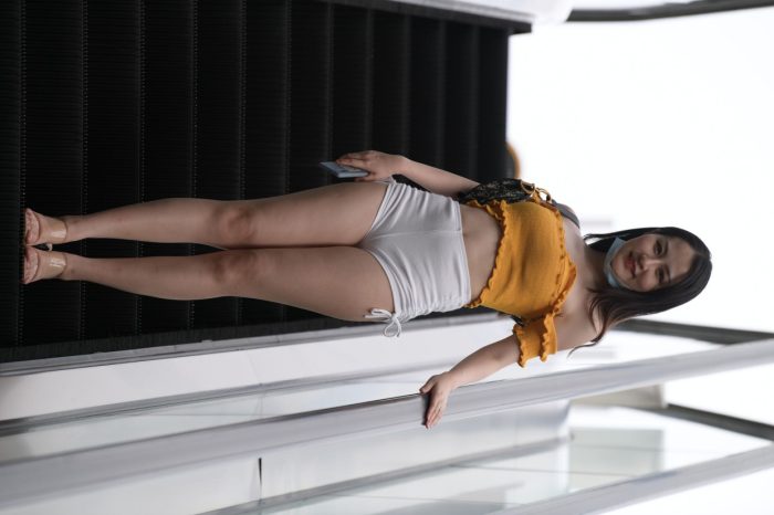 高腰白色短裤的漂亮女孩【767P】00065-虎哥图库