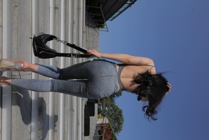 漂亮的紧身牛仔裤长发女孩【474P】00059-虎哥图库