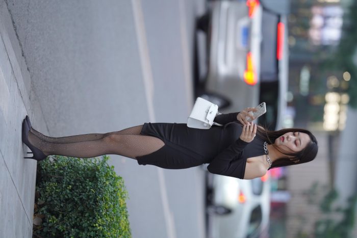 非常妩媚的网格丝袜女孩【186P】00037-虎哥图库