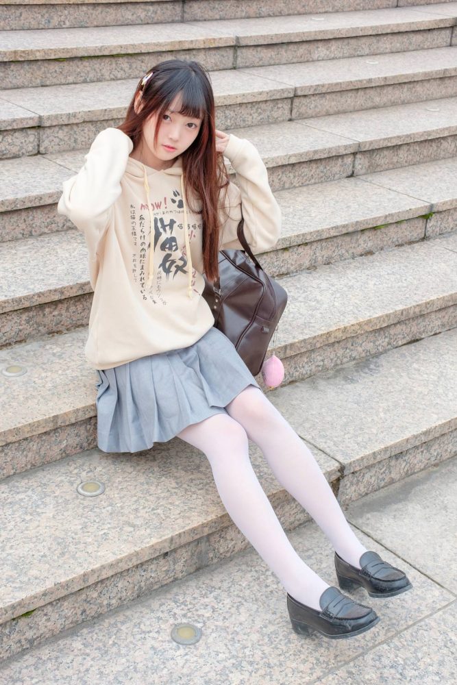 甜美的白丝女孩【131P】20007-虎哥图库