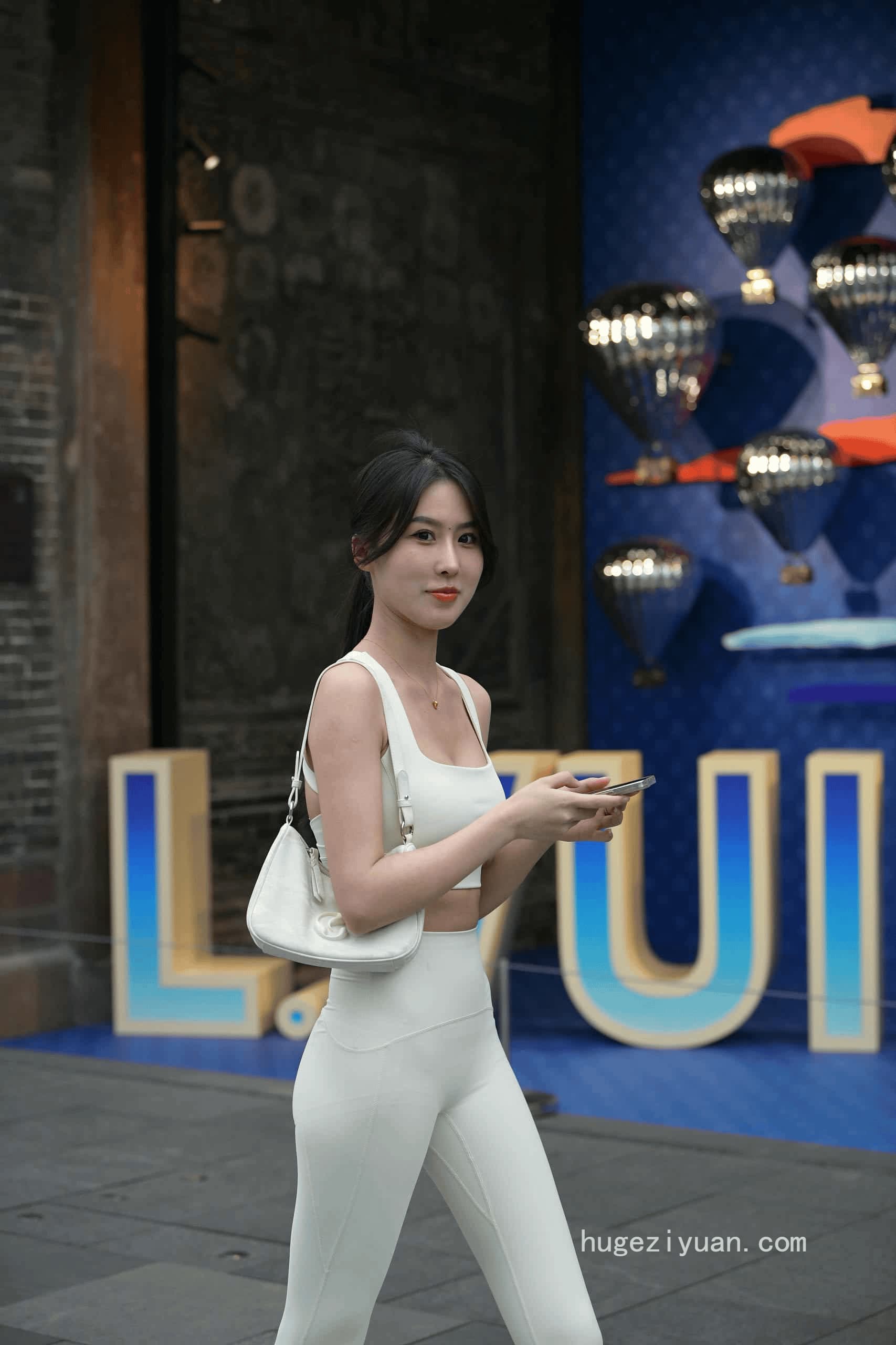 图片[2]-白色瑜伽裤女孩【212P】J8076-虎哥图库