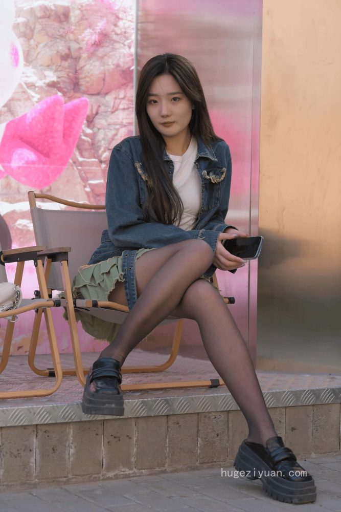 黑丝牛仔裙妹子，长得太标志了【750P】J3414-虎哥图库