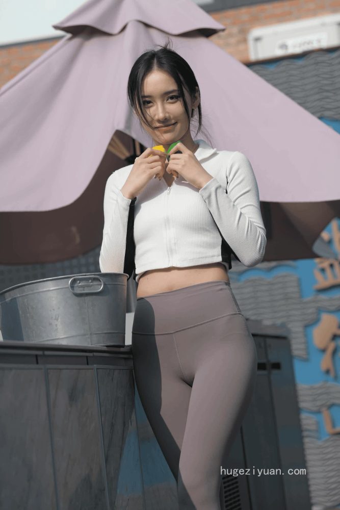 又飒又美的紫色瑜伽裤姑娘【701P】J8165-虎哥图库