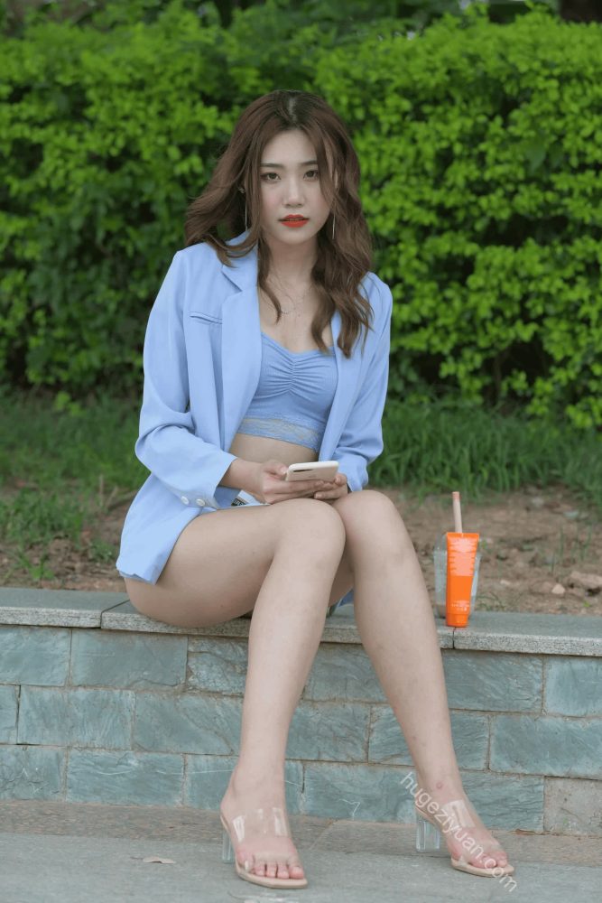 白色热裤女孩【1133P】J1680-虎哥图库