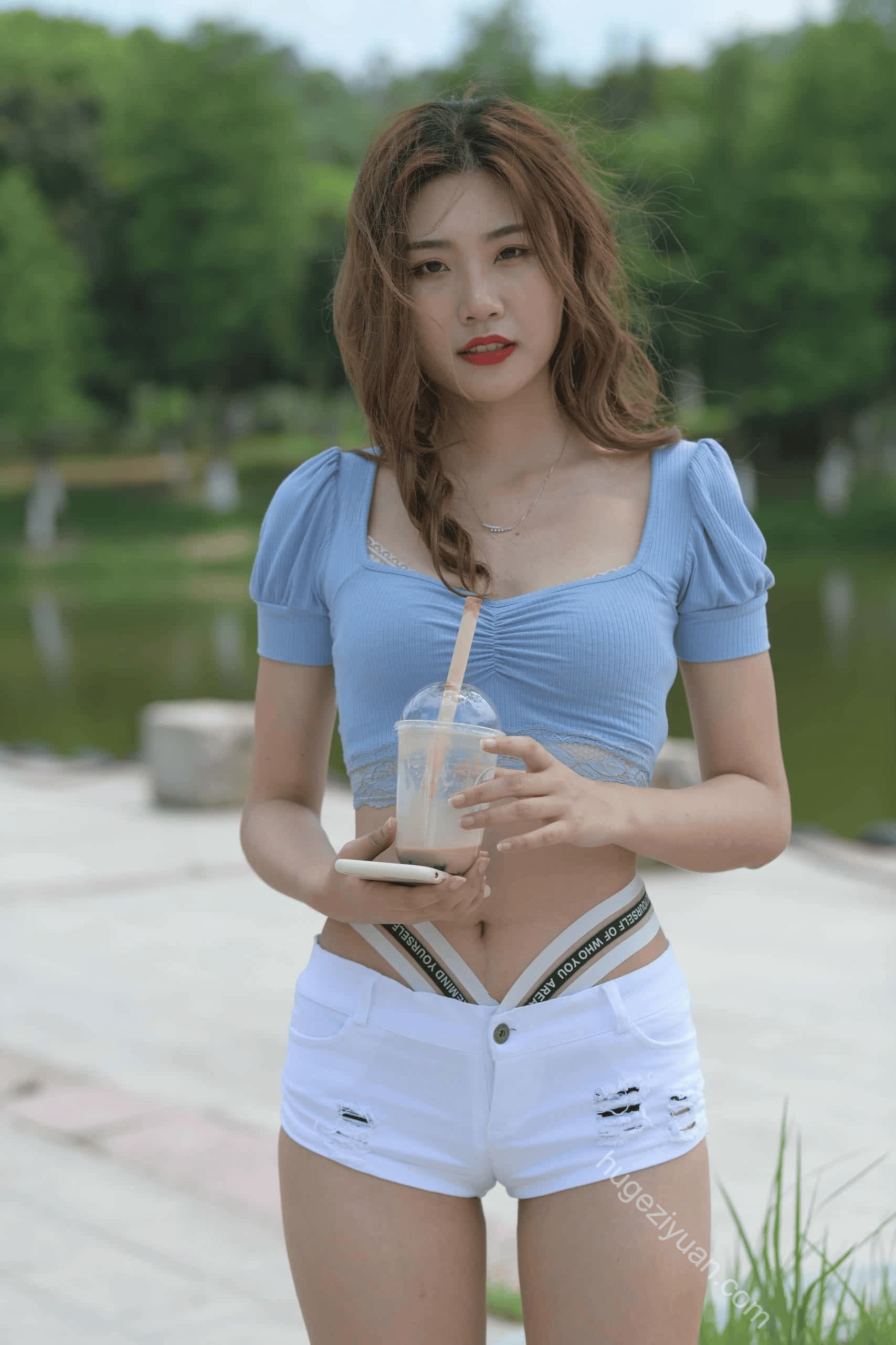 图片[3]-白色热裤女孩【1133P】J1680-虎哥图库