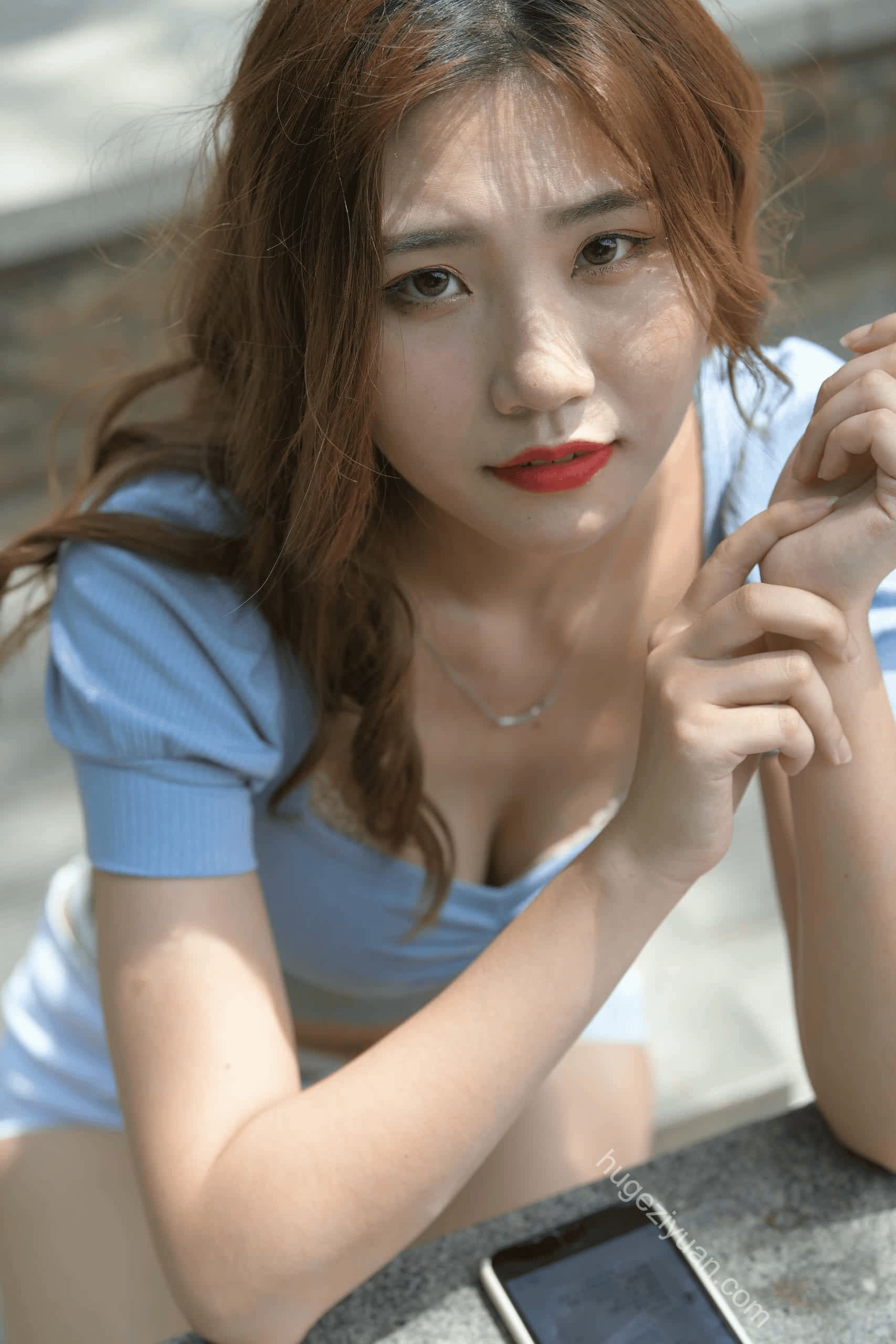 图片[4]-白色热裤女孩【1133P】J1680-虎哥图库