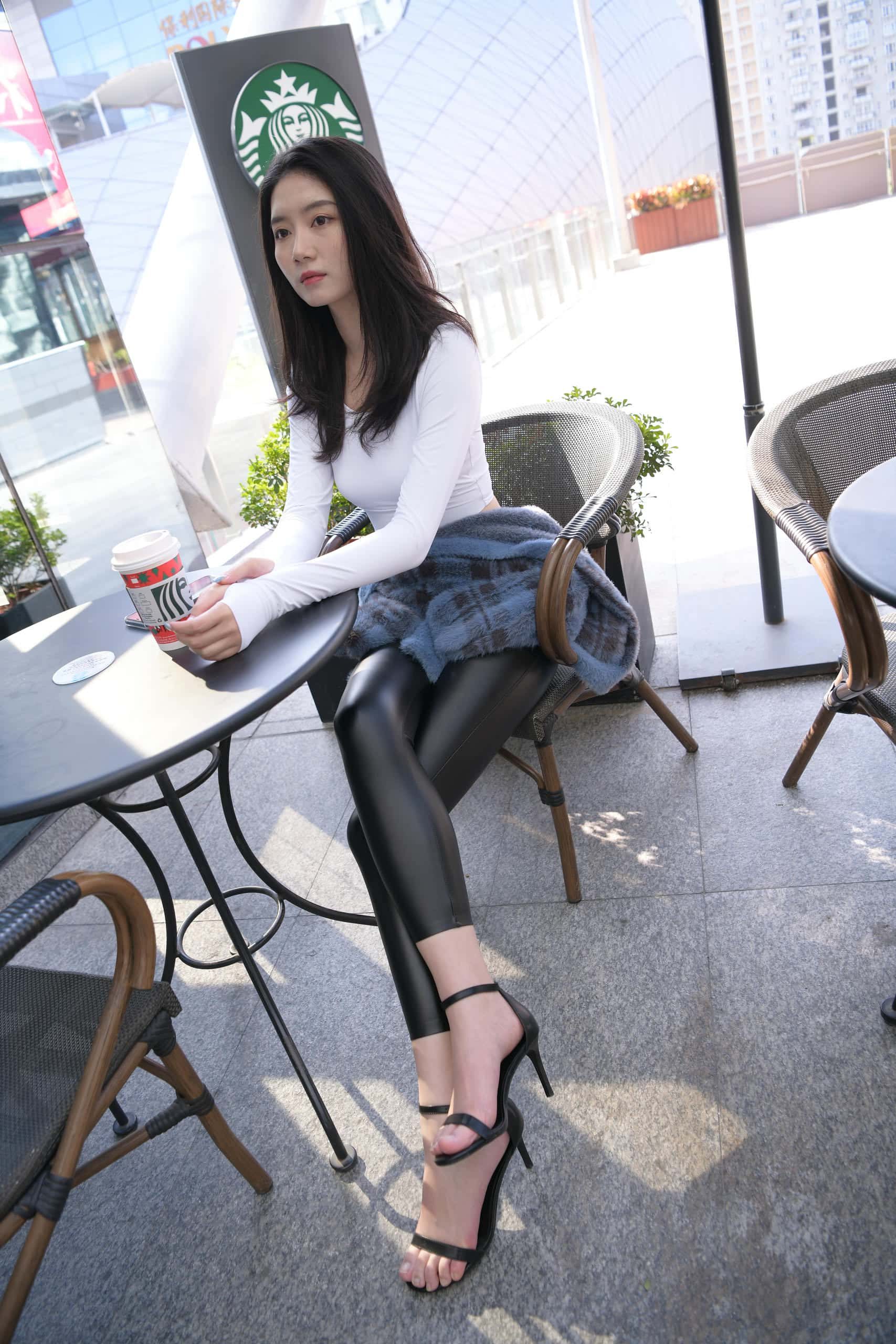 图片[4]-秋日皮裤【415P】J4784-虎哥图库