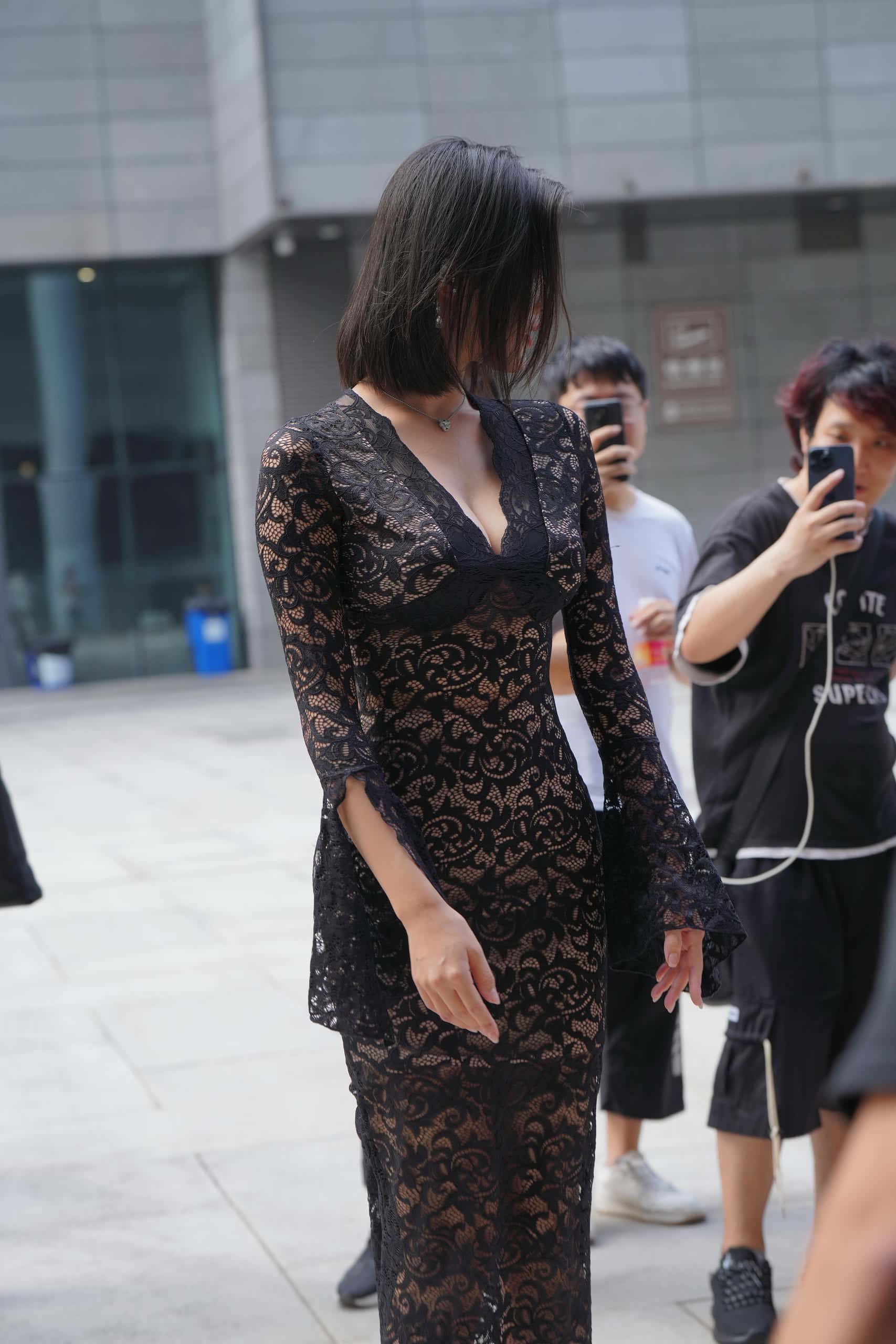 图片[3]-穿黑色透明长裙的姑娘【175P】J8257-虎哥图库