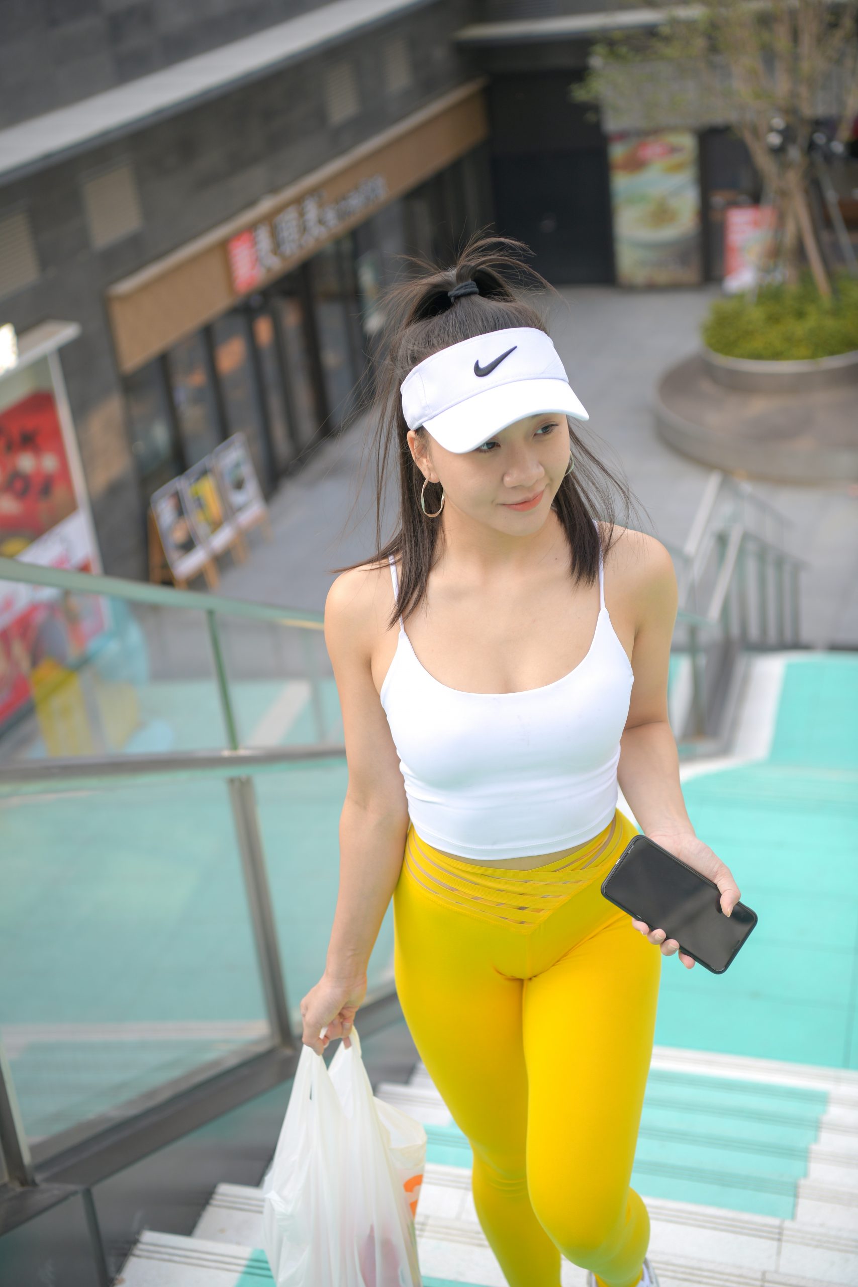 黄色健身裤的美女【385P】P0001-虎哥图库