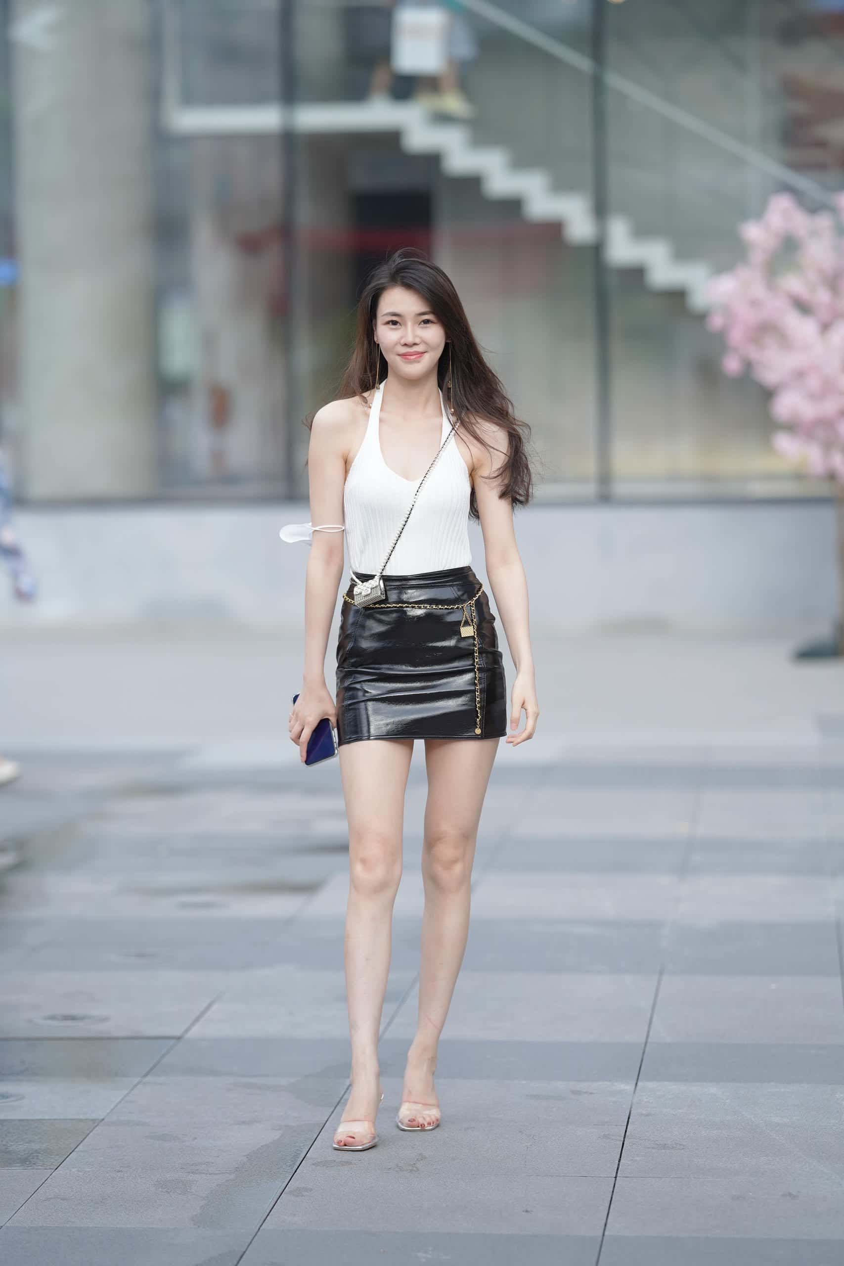 图片[3]-漂亮的气质小姐姐 【235P】P4021-虎哥图库