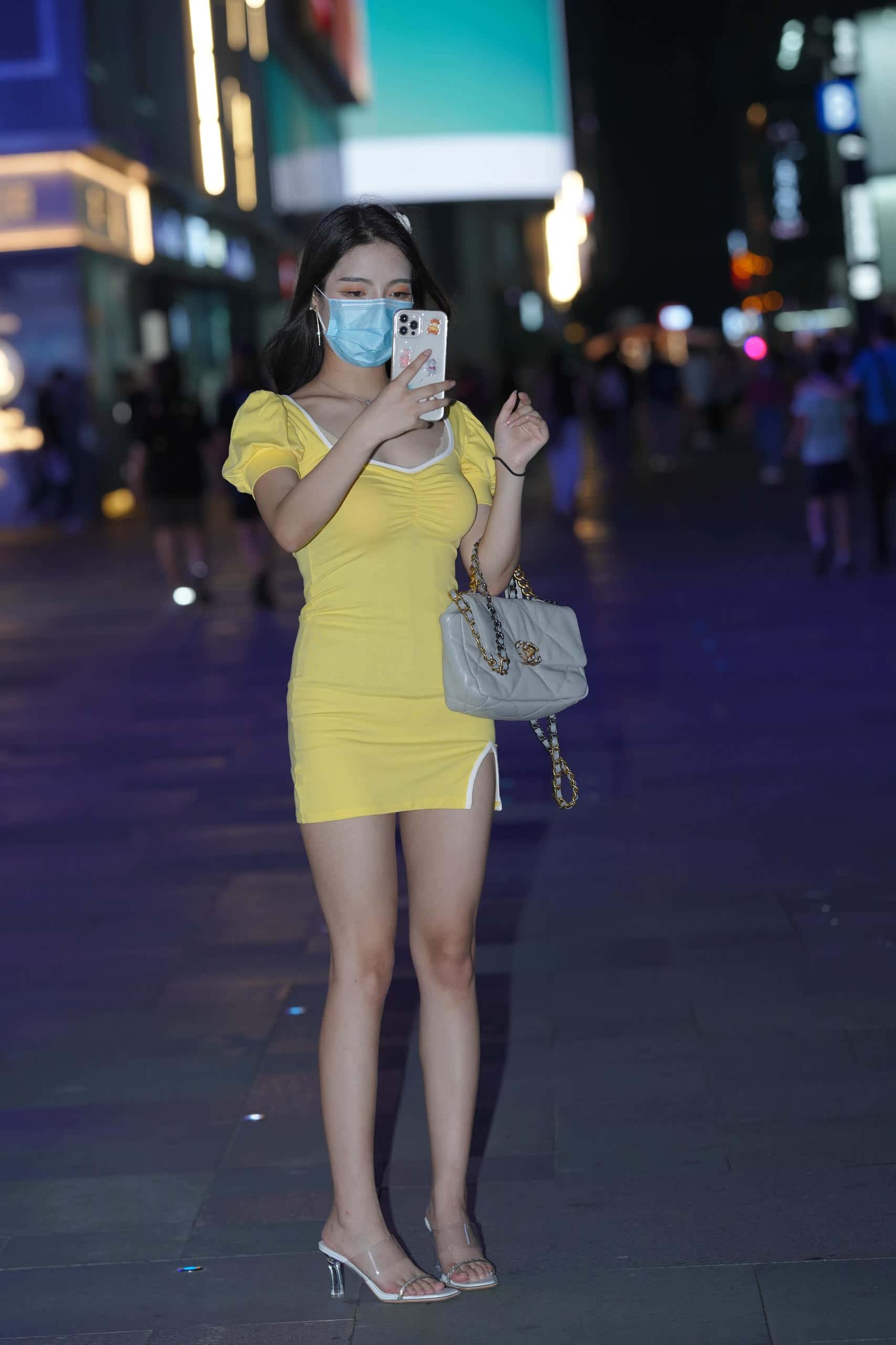 图片[3]-漂亮的黄色连体裙美女 【138P】P4026-虎哥图库