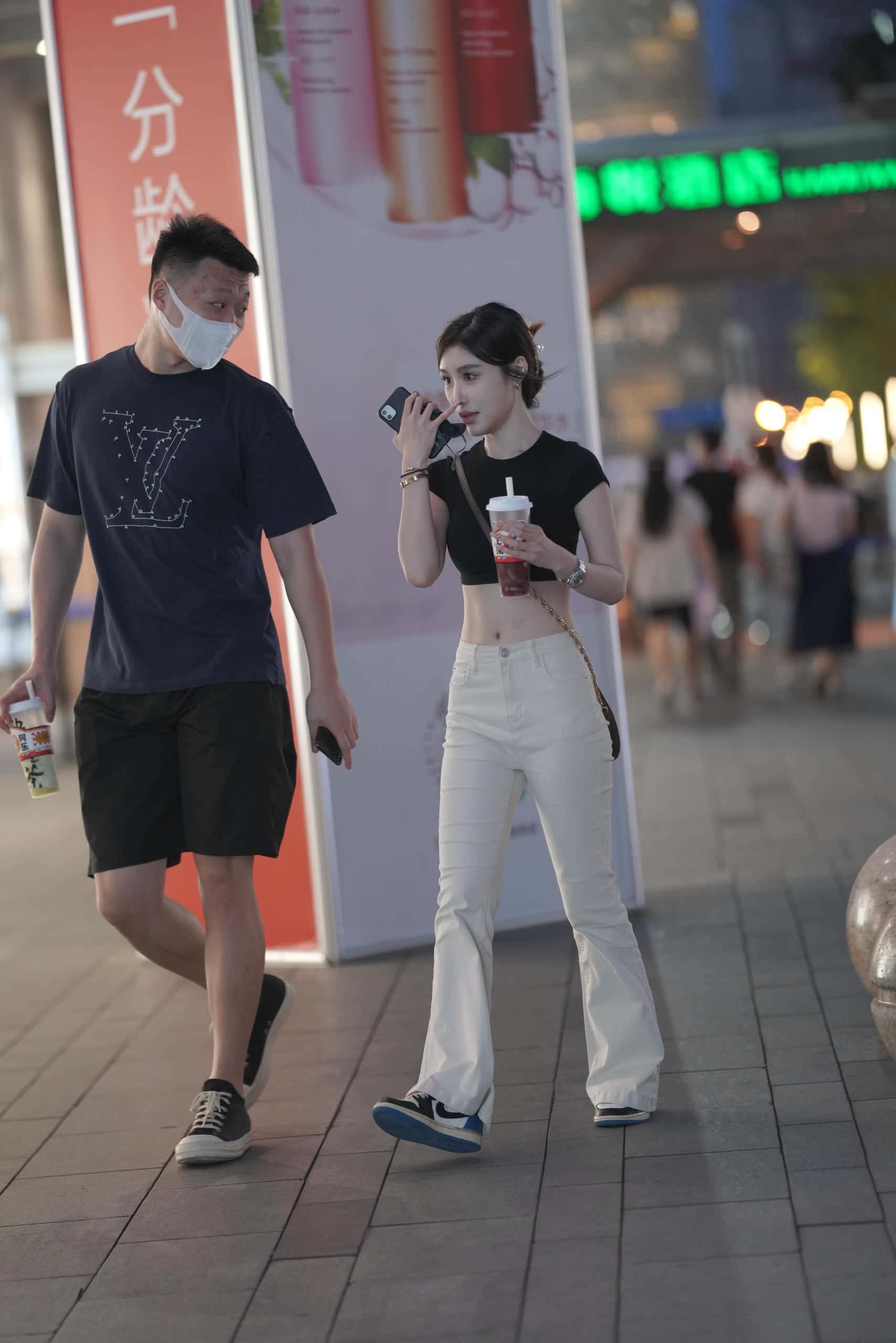 图片[3]-紧身白裤小女友【73P】P5010-虎哥图库