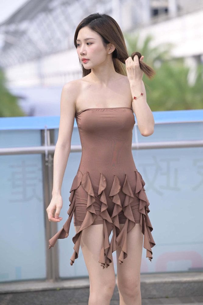 漂亮的连体衣小姐姐 【384P】P0076-虎哥图库