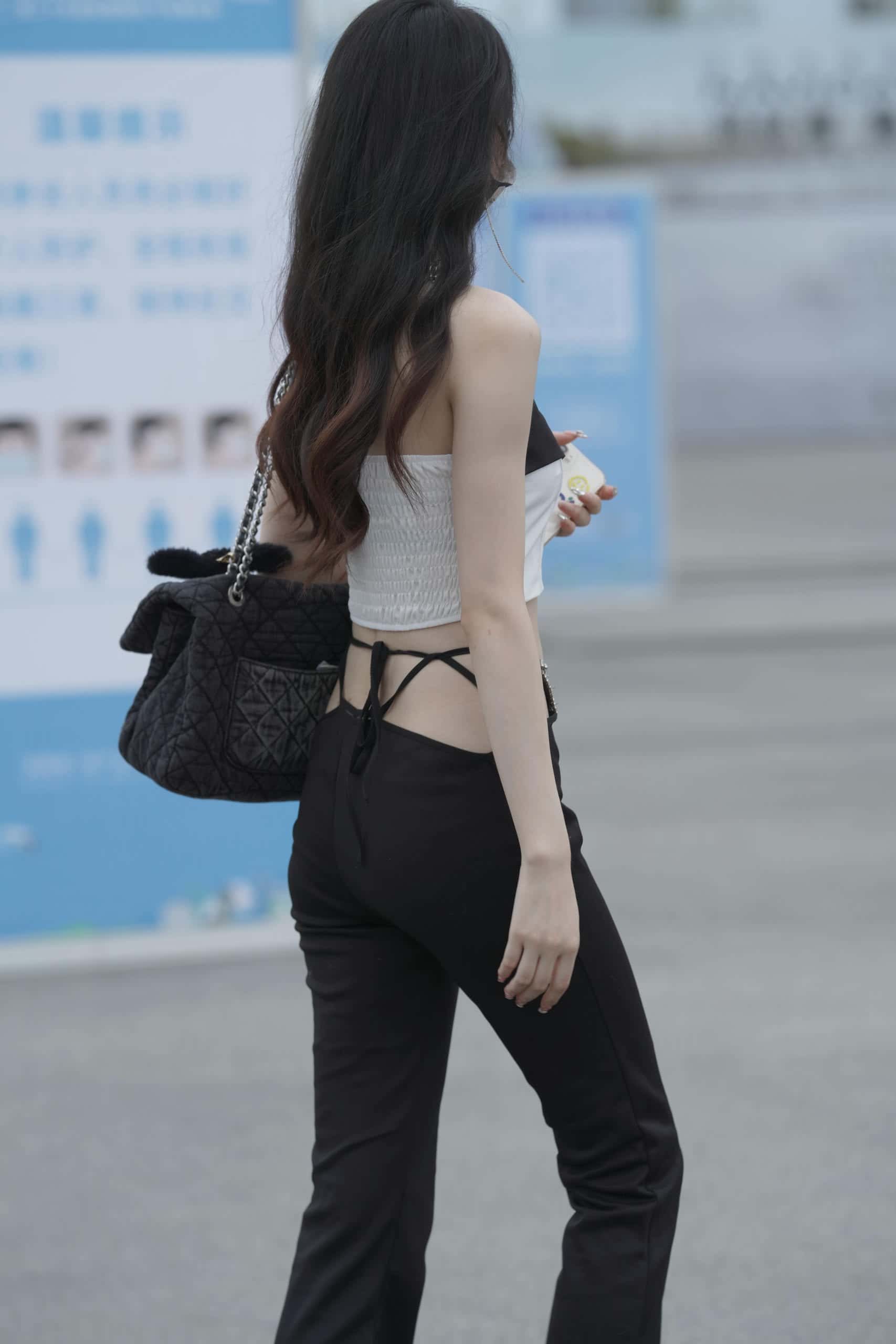图片[2]-高挑曲线身材小姐姐【130P】P0224-虎哥图库