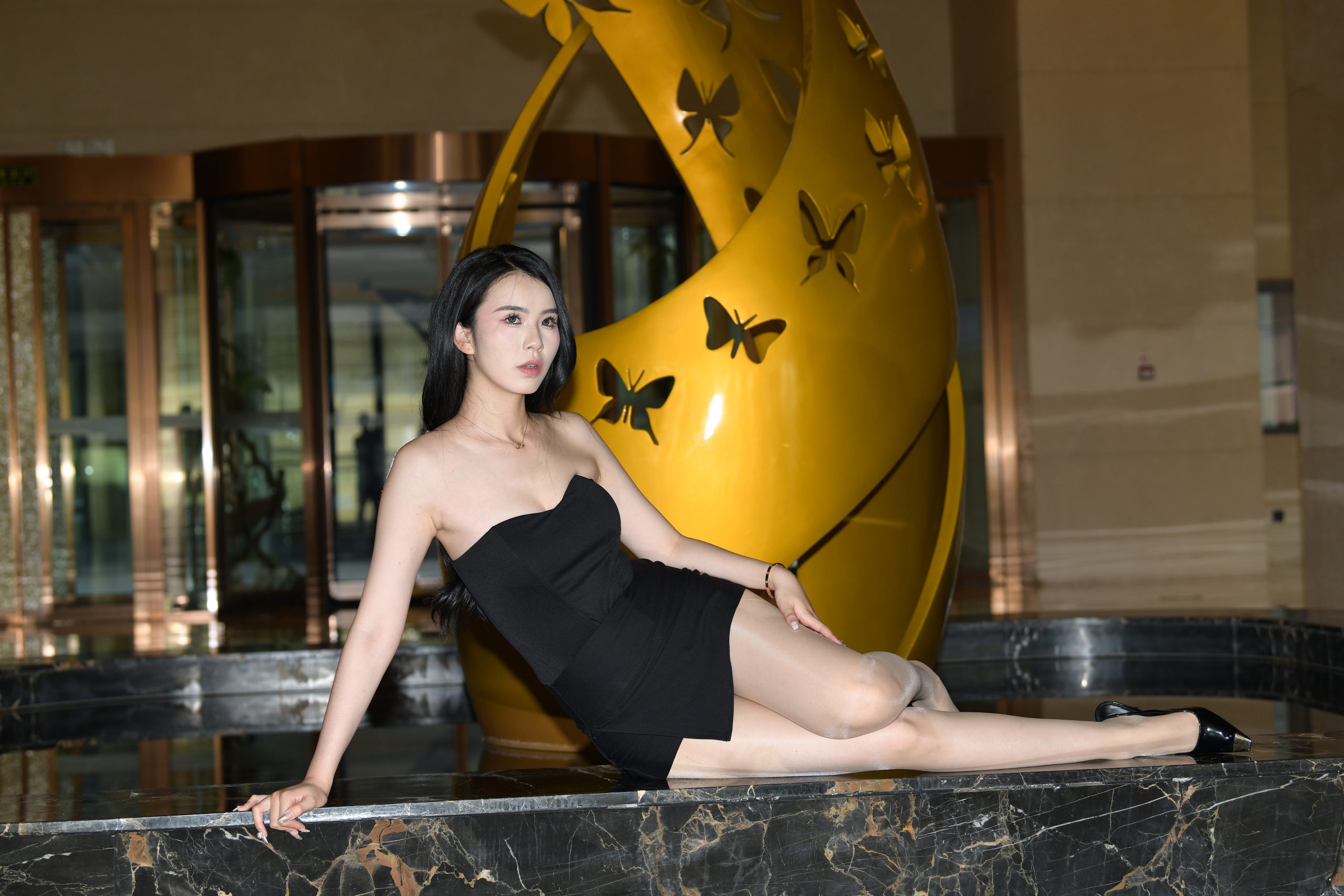 图片[3]-黑色短裙好身材 【60P1V】P3054-虎哥图库