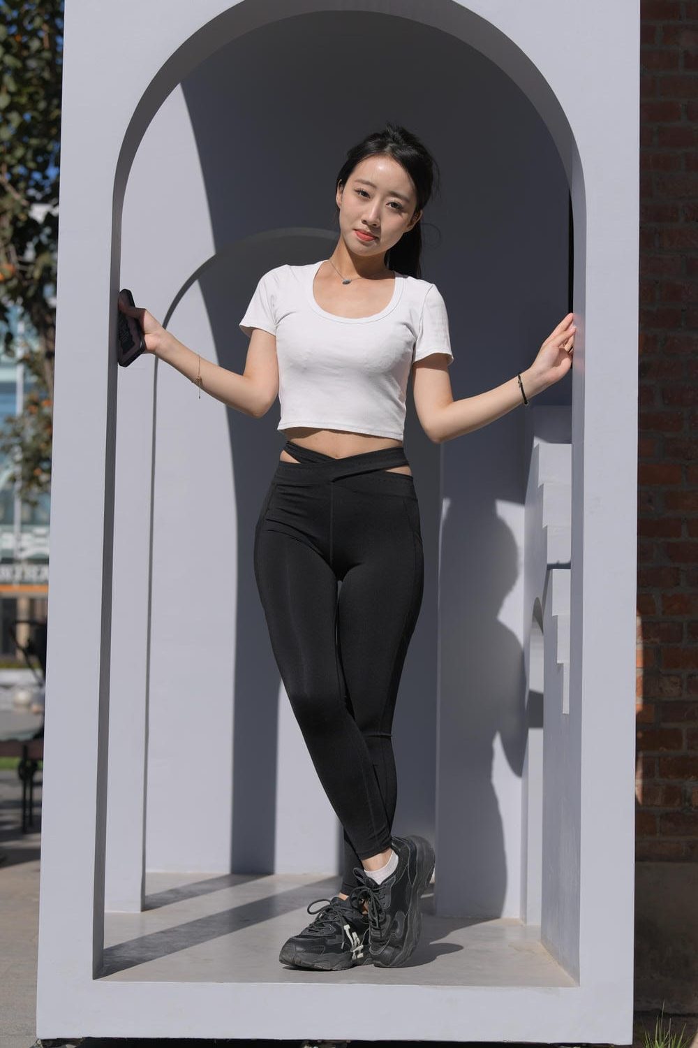 图片[3]-黑色瑜伽裤美女（859P）M87081-虎哥图库