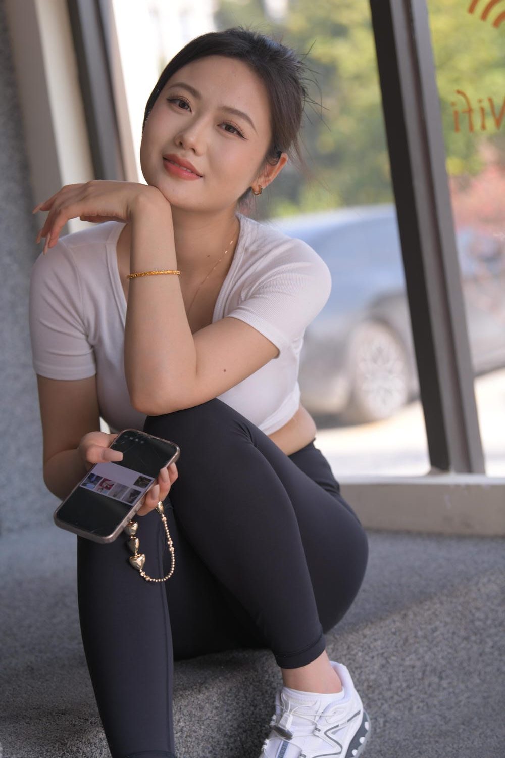 图片[3]-黑色瑜伽裤白T美女［721P+1V 24.9G］M87111-虎哥图库