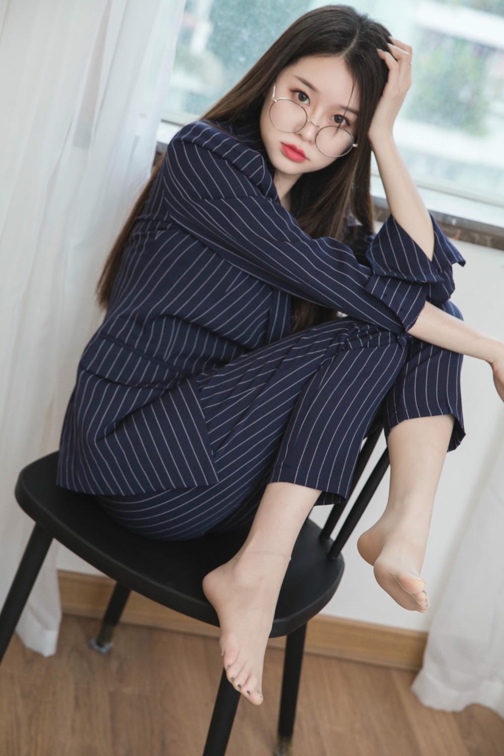 图片[2]-Sia不吃鱼 条纹职业装[128P + 1.26GB]-虎哥图库