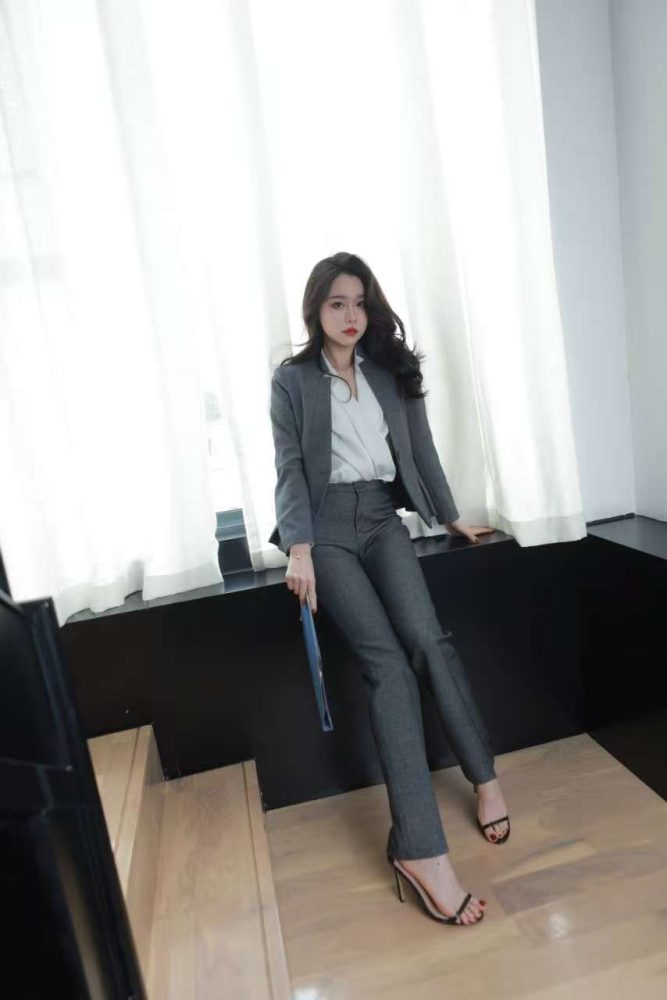 Sia不吃鱼 看过的都知道爽[99P+1V2.78GB]-虎哥图库