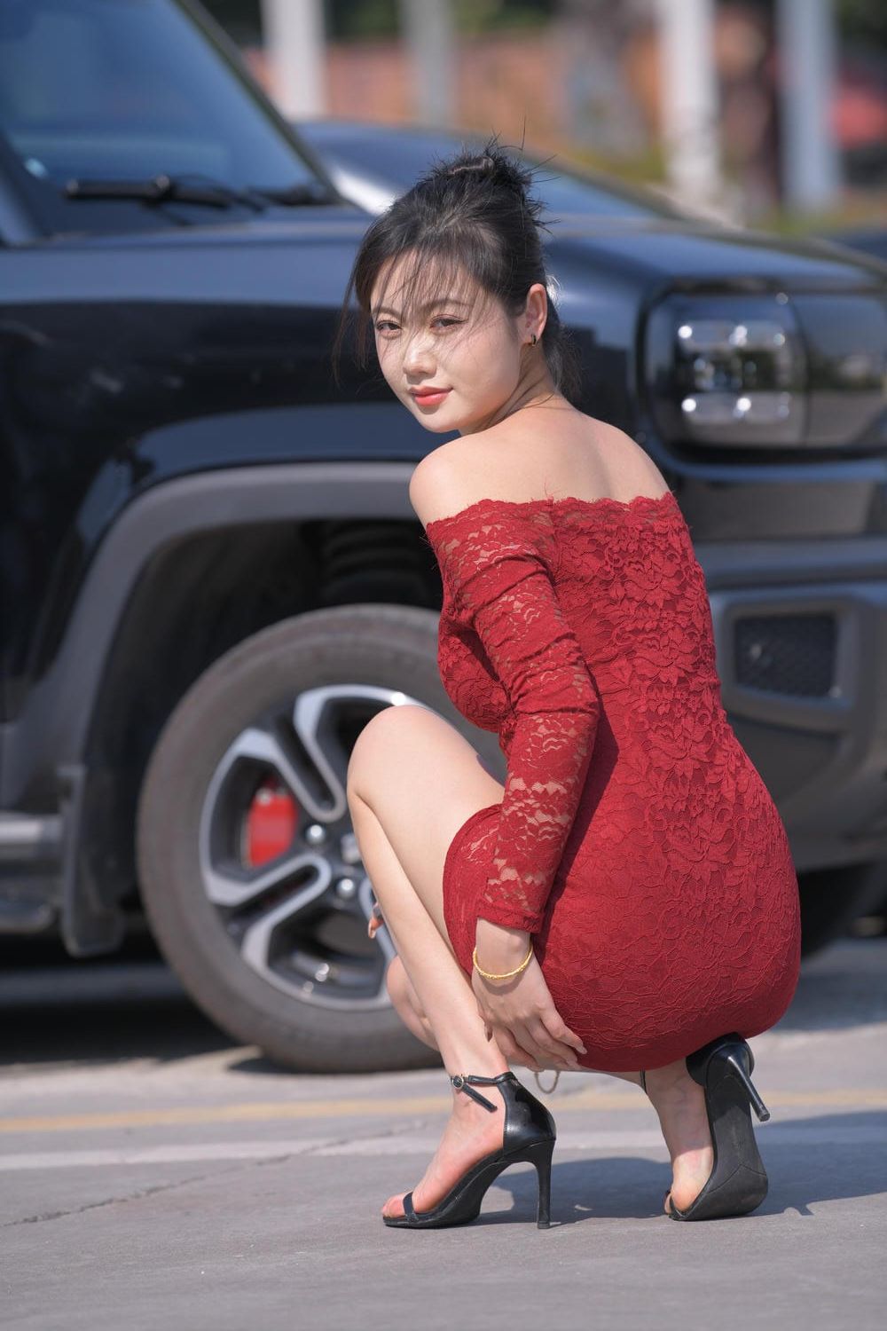 图片[2]-红色蕾丝短裙长腿美女（915P）M87044-虎哥图库