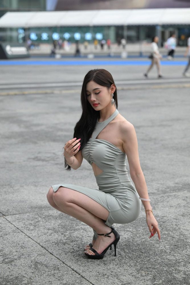 绿色修身裙［86P 1.71G］M85179-虎哥图库
