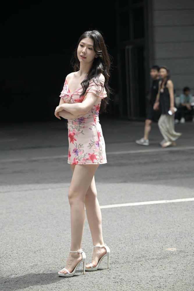 美艳动人［231P5.24G］M85207-虎哥图库