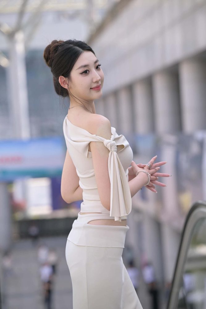 女神气质长裙【120P】P0306-虎哥图库