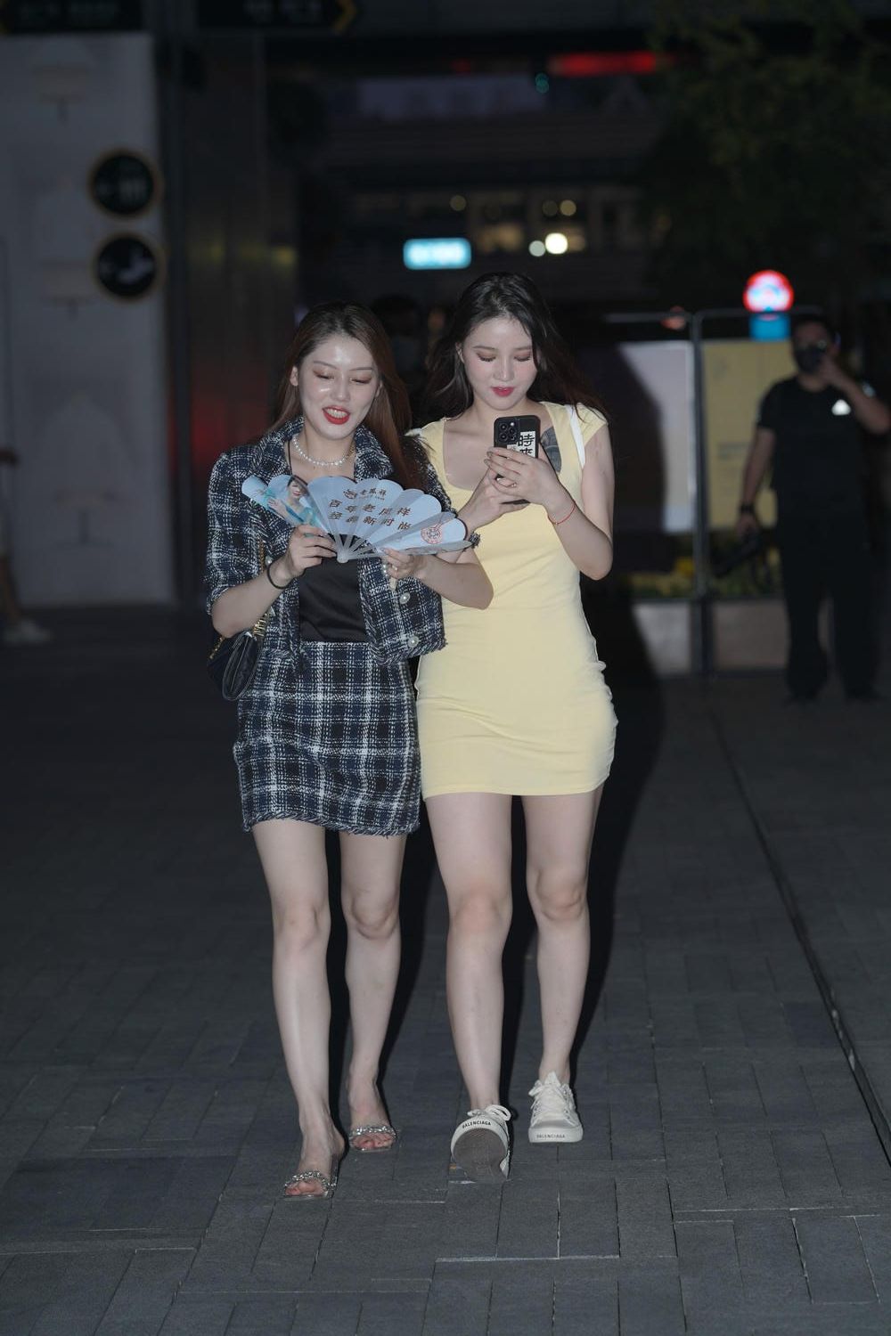 图片[3]-黄色紧身包臀裙美腿 【120P】P4143-虎哥图库
